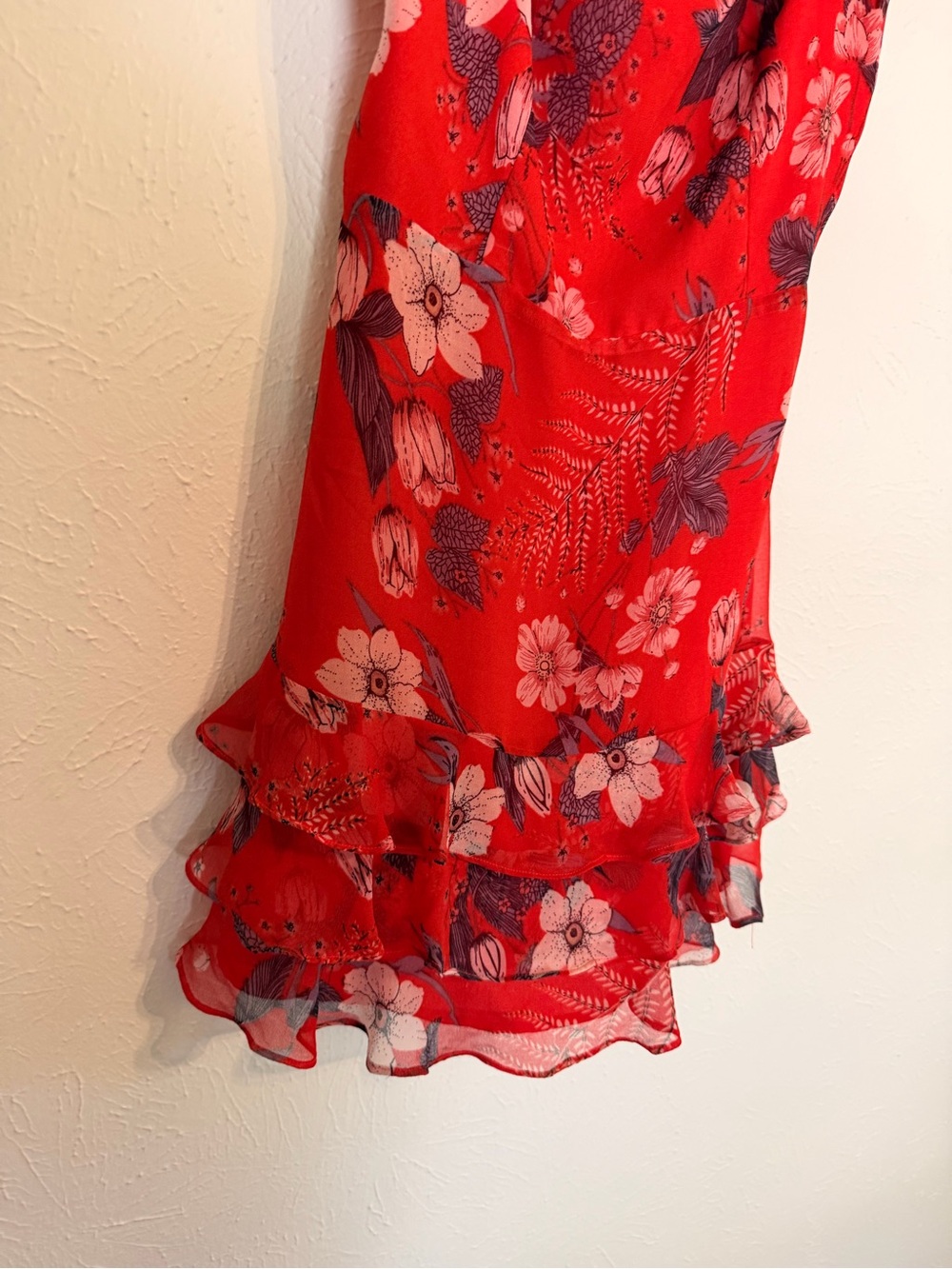 Aritzia Bardot Floral Red Dress size 4 XS - Picture 5 of 6